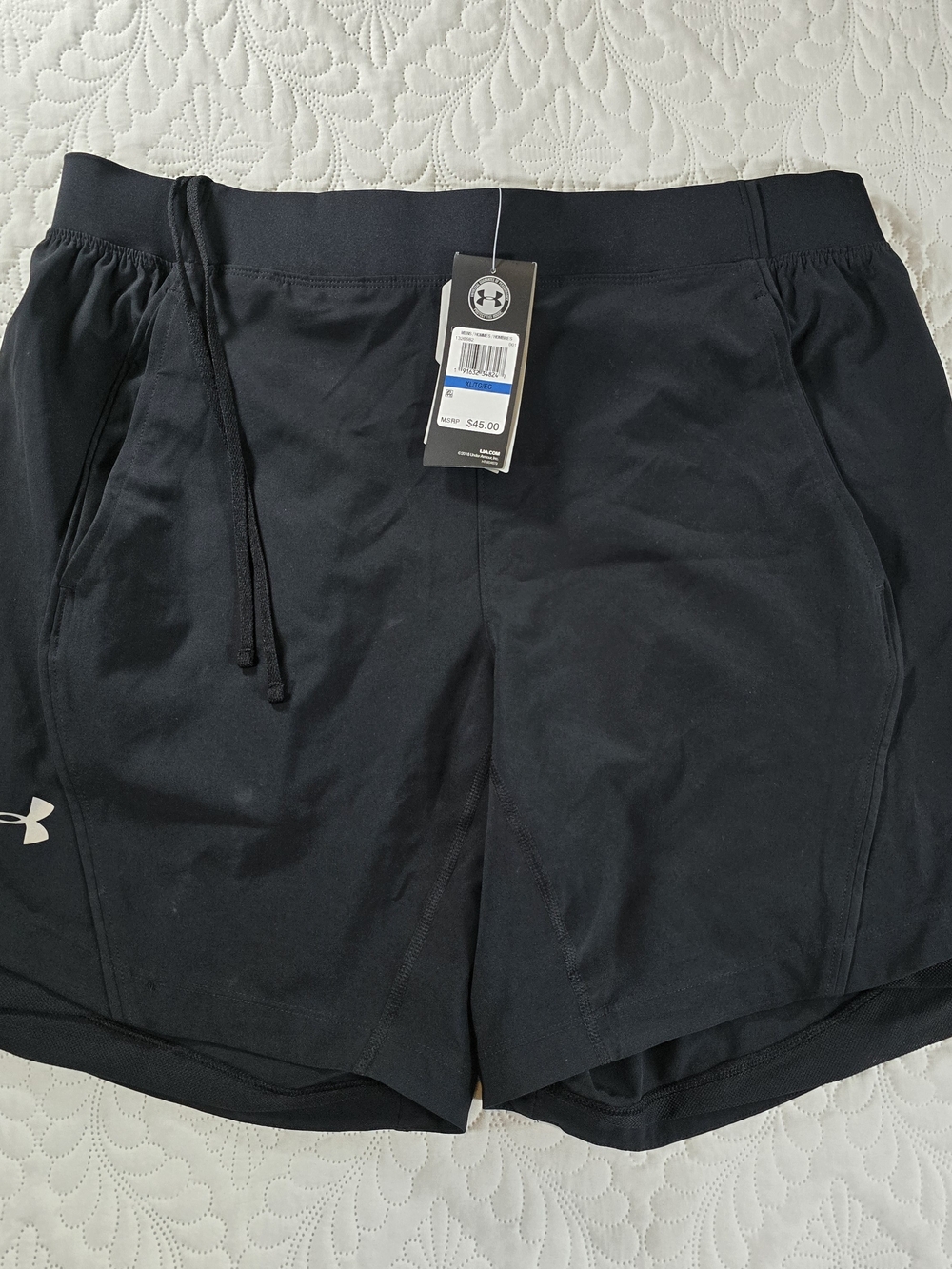 NWT Under Armour Men's Speedpocket 8" Linerless Running Shorts Black XL 1320682